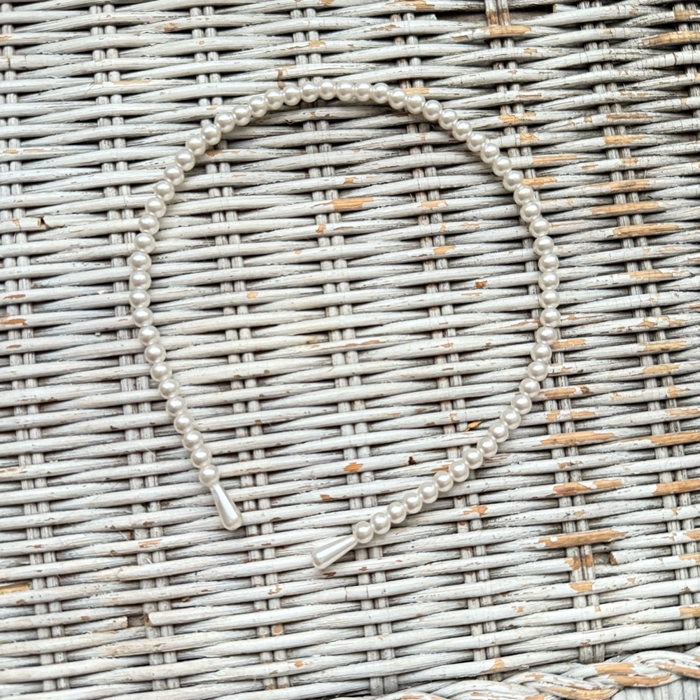 Elegant Thin Pearl Headband